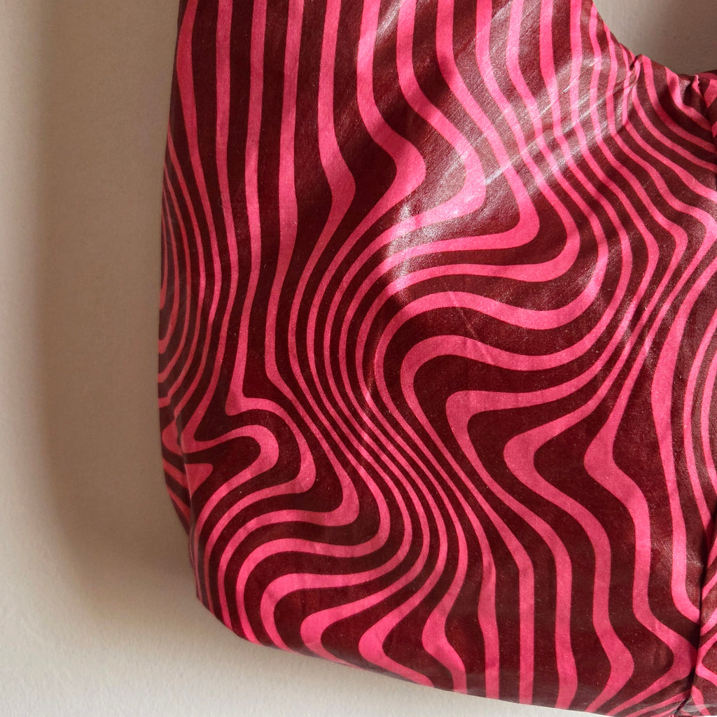 PINK & BURGUNDY SWIRLS