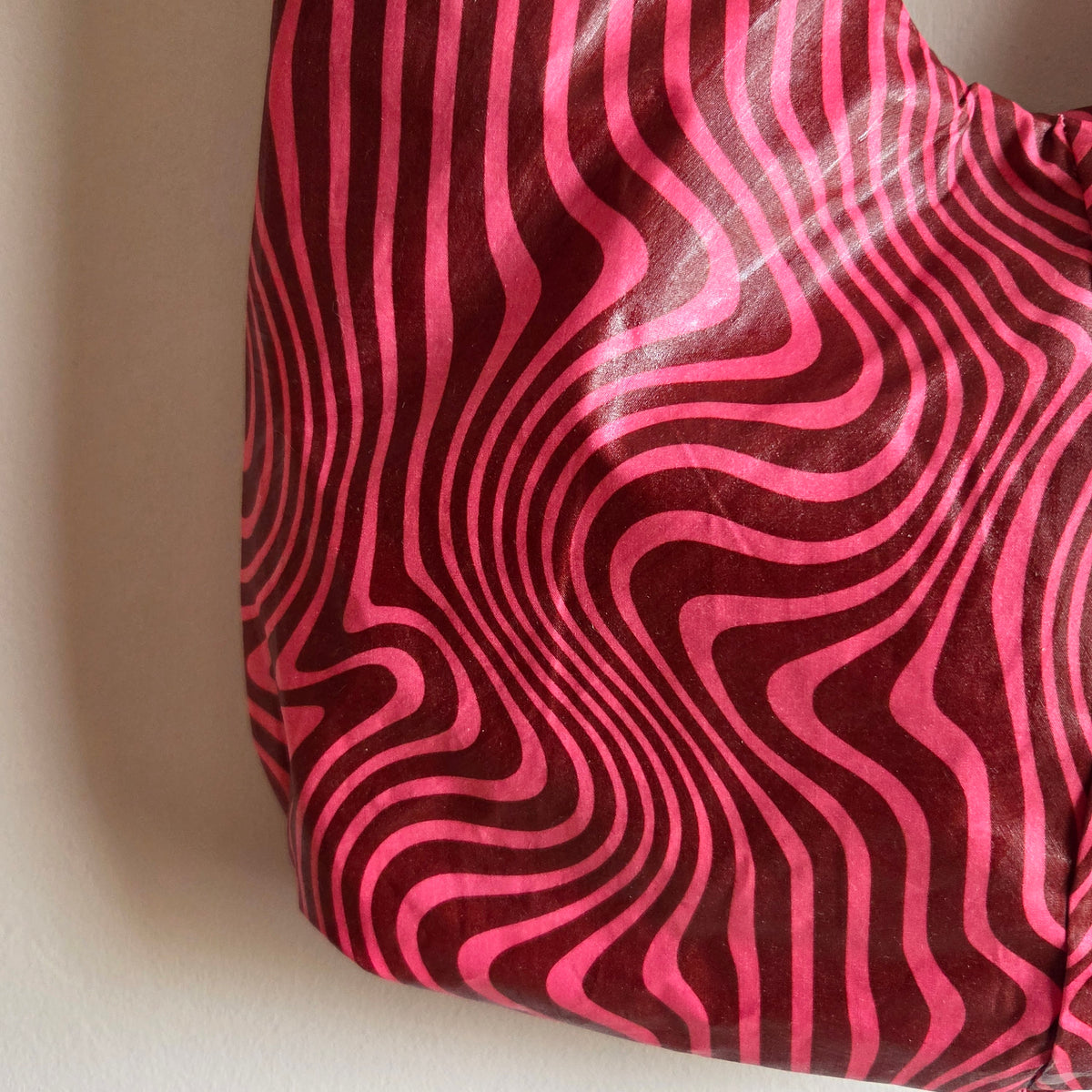 PINK & BURGUNDY SWIRLS